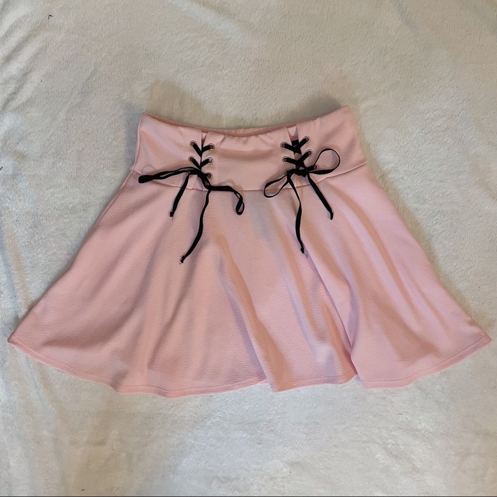NWT Hot Topic Pastel Pink Lace-Up Skater Skirt Sz M